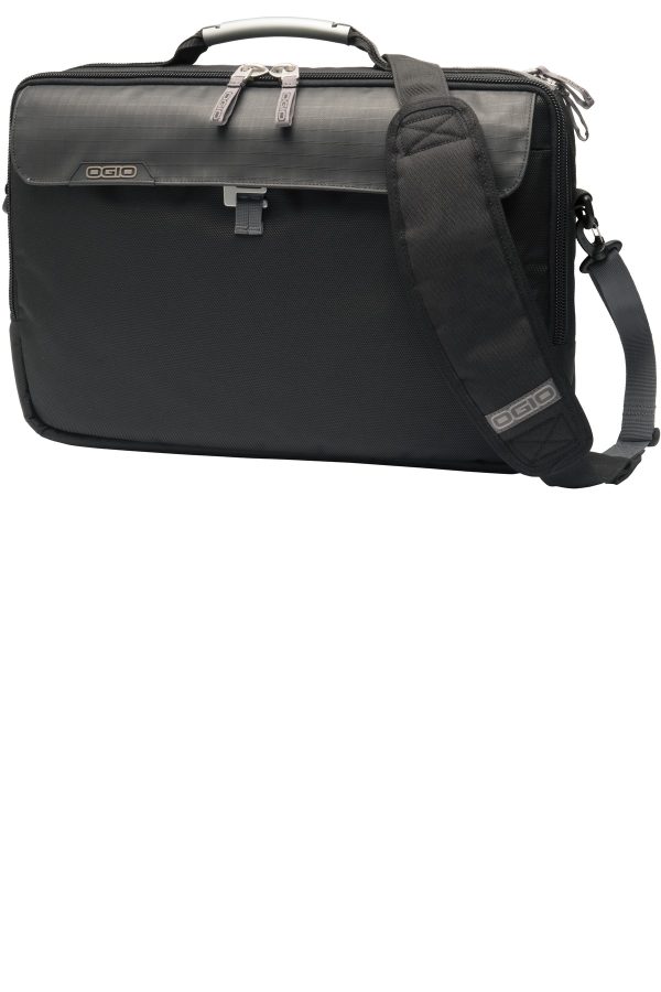 OGIO Pursuit Messenger.